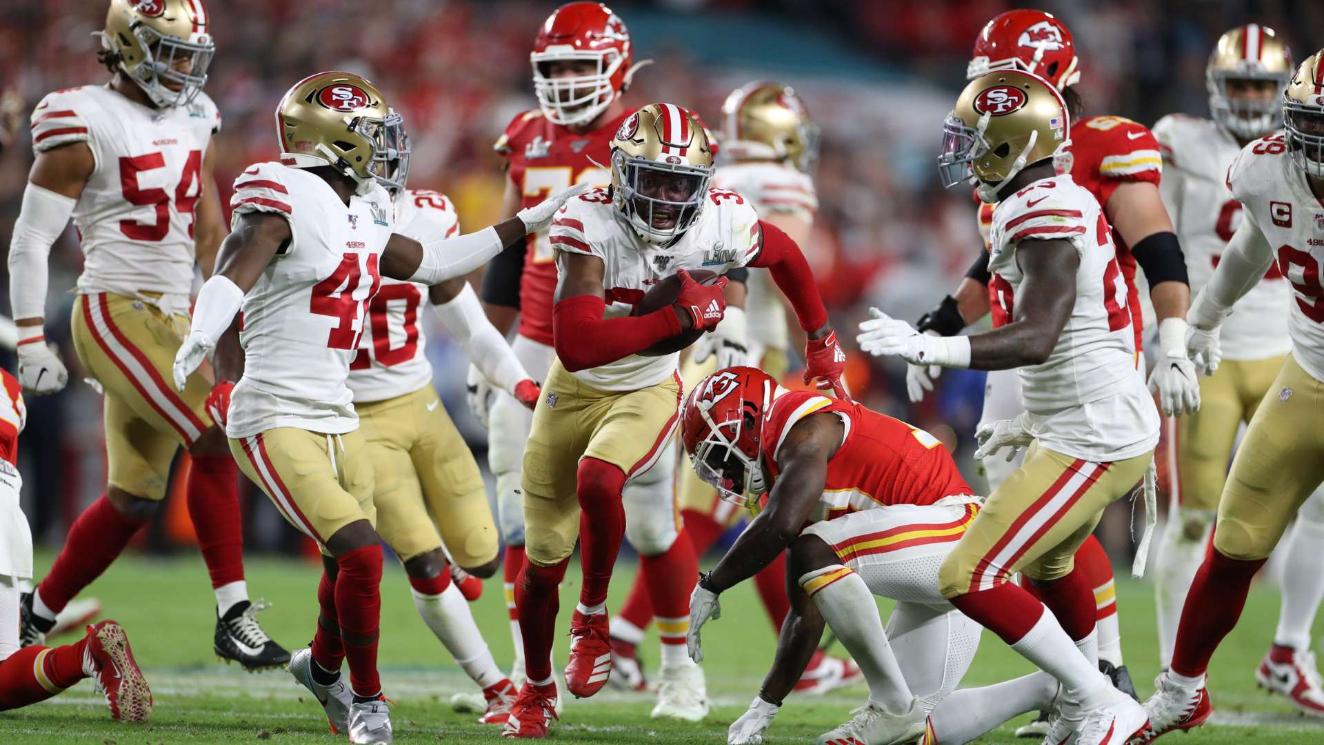 响彻云霄 响彻云霄